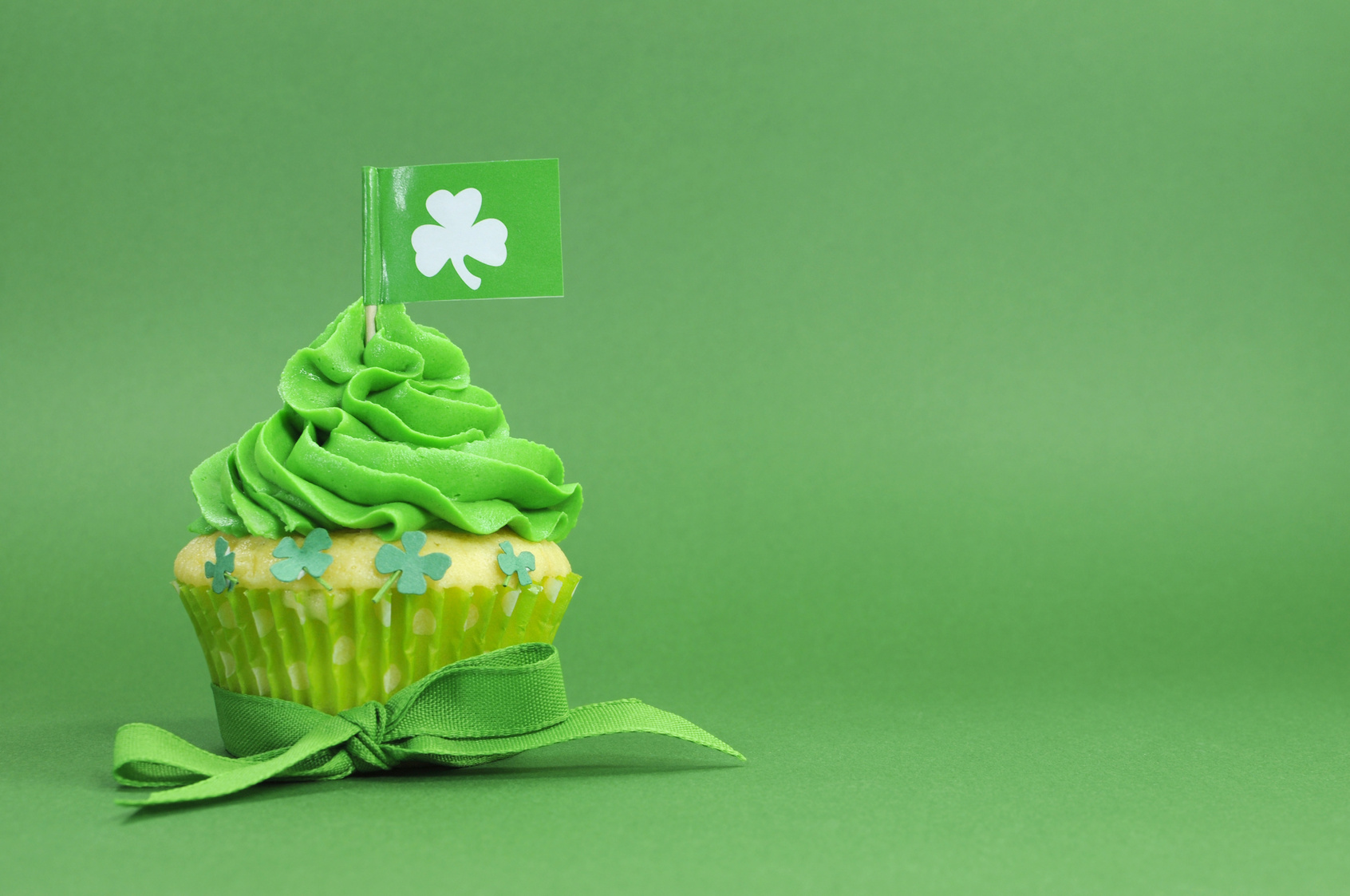 Happy St Patrick’s Day: Food Coloring and Your Smile