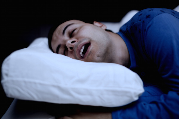 Overnight snoring and tooth decay