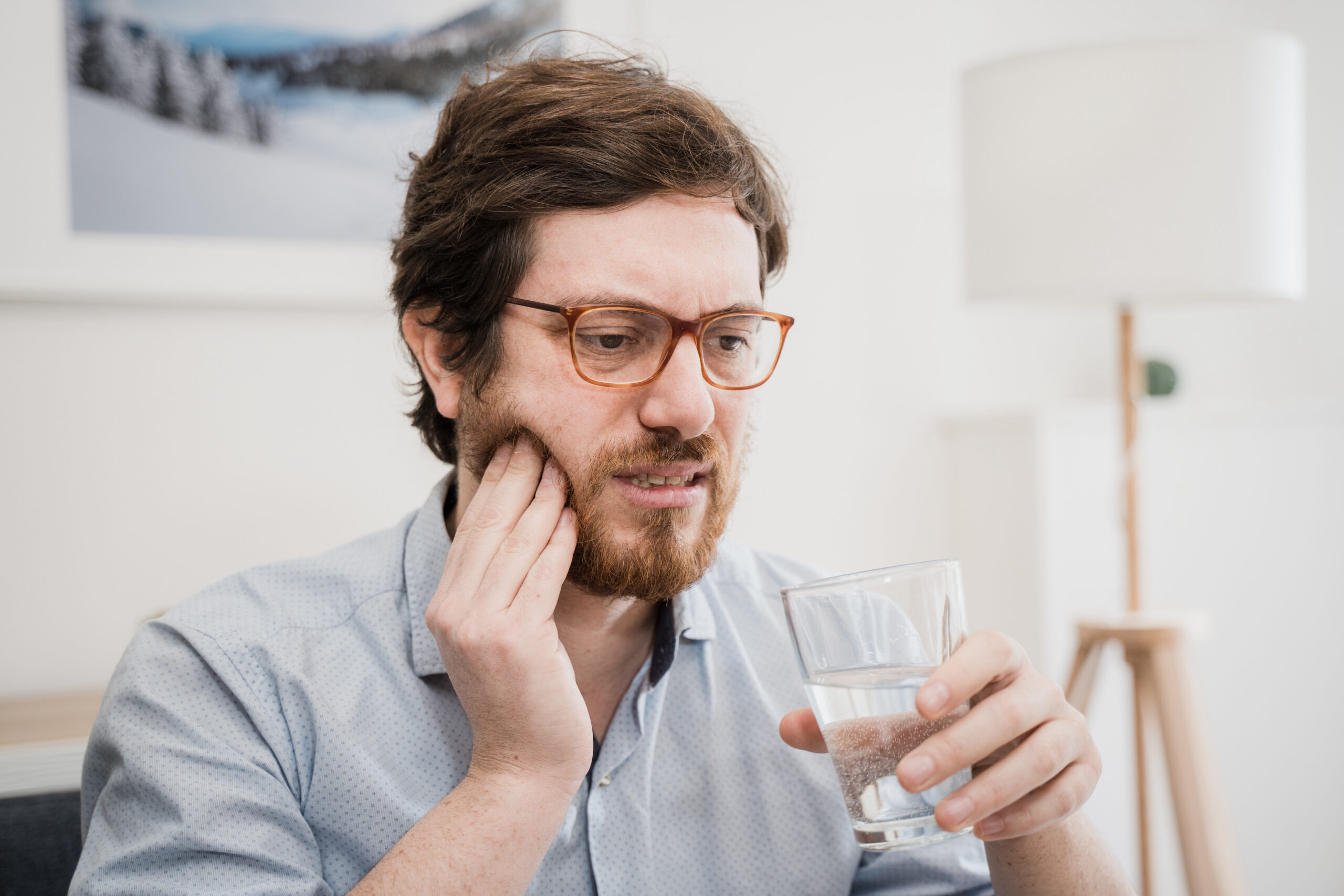 How to Fight Tooth Decay Naturally: Tips for a Cavity-Free Smile  