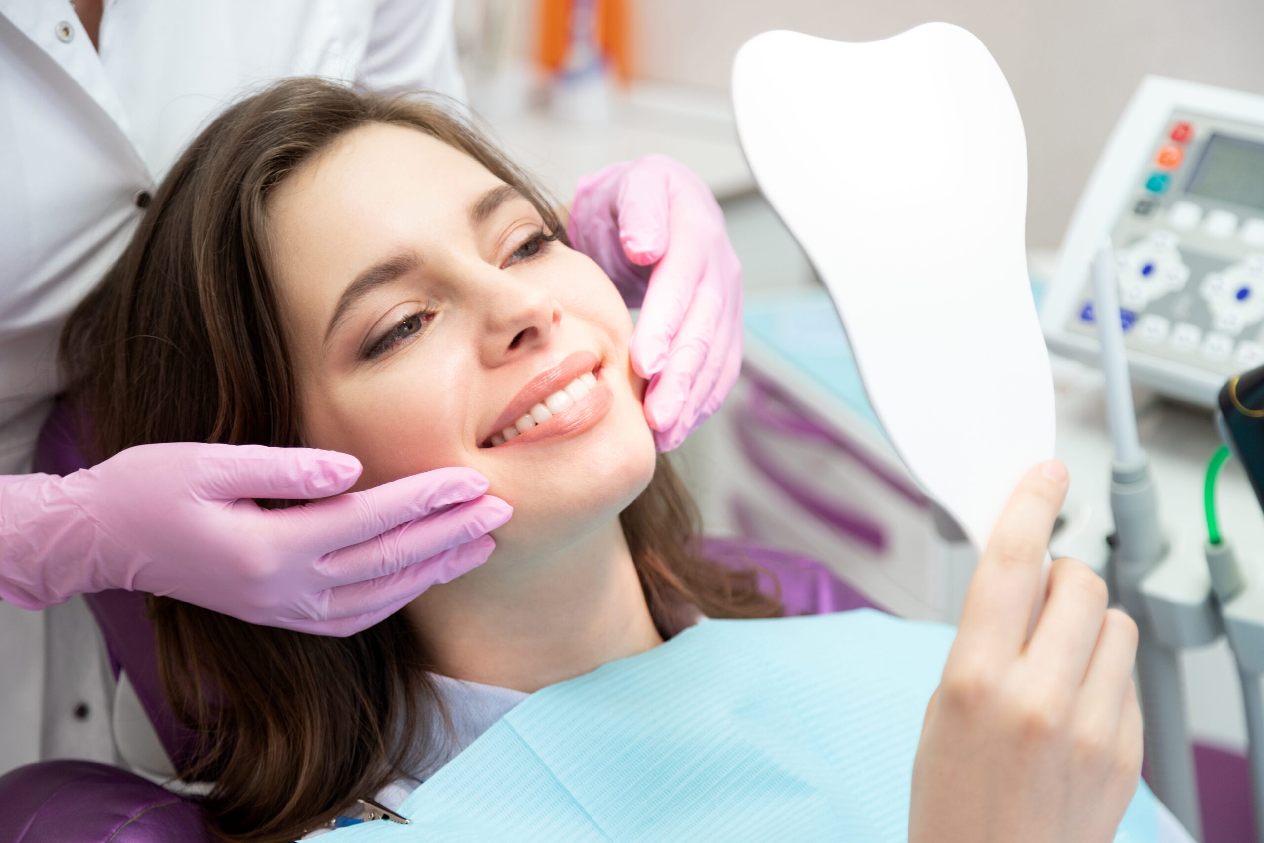 The Ins and Outs of Holistic Dentist Reviews